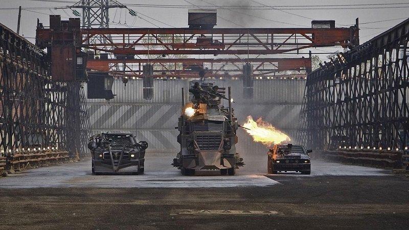 смотреть смертельная гонка